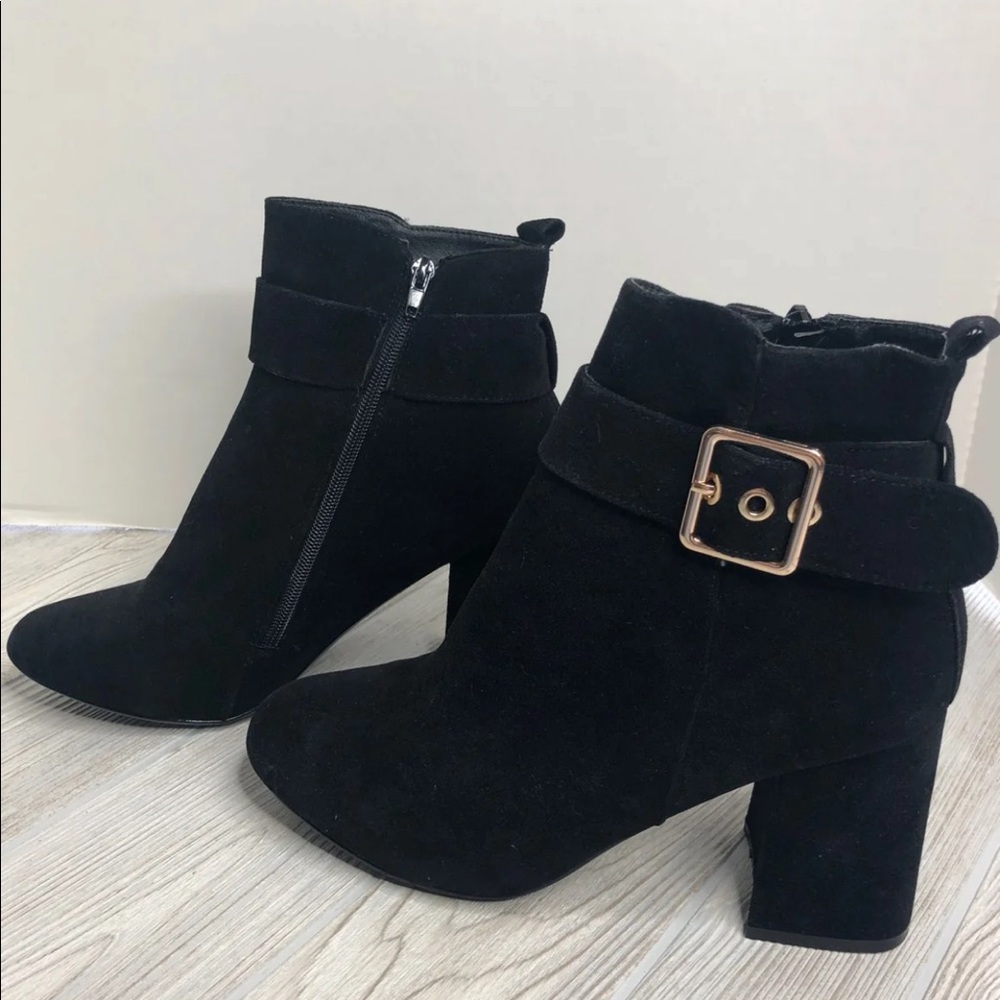 Liliana Ankle Buckle Boots Sz 10 Brand New